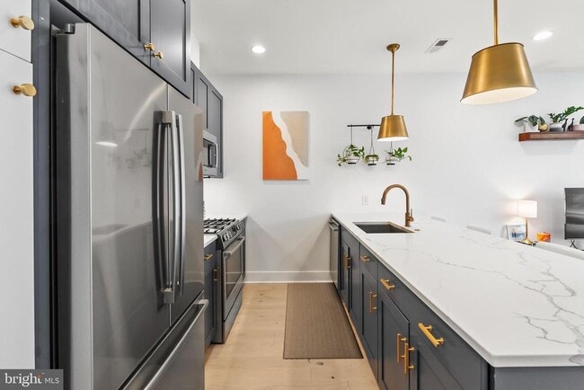 Building Photo - 662 Glick Ct NW