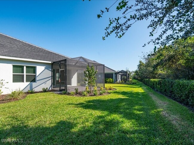 Building Photo - 2385 Ariane Dr