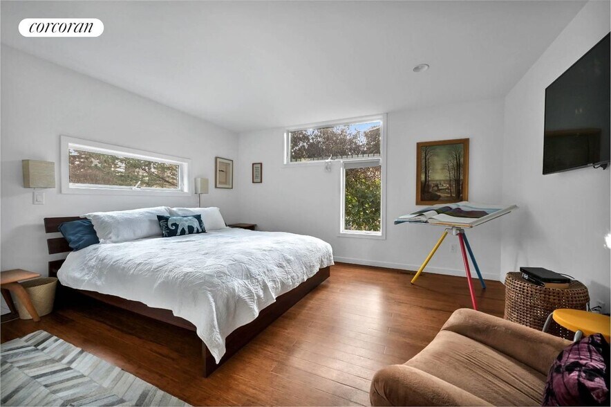 Building Photo - 22 Whitney Rd