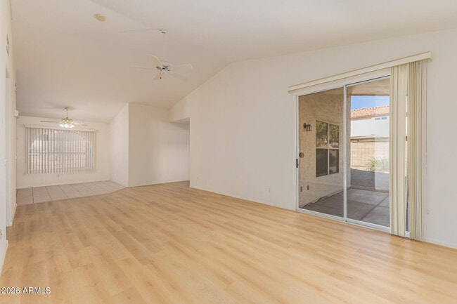 Building Photo - 9846 W Tonopah Dr