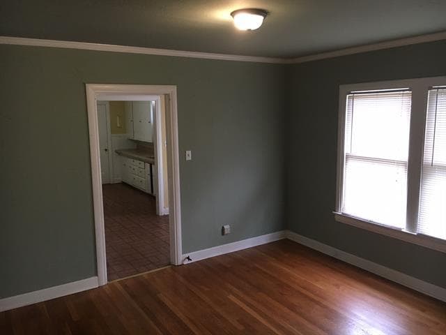 Building Photo - 742 Mulberry St