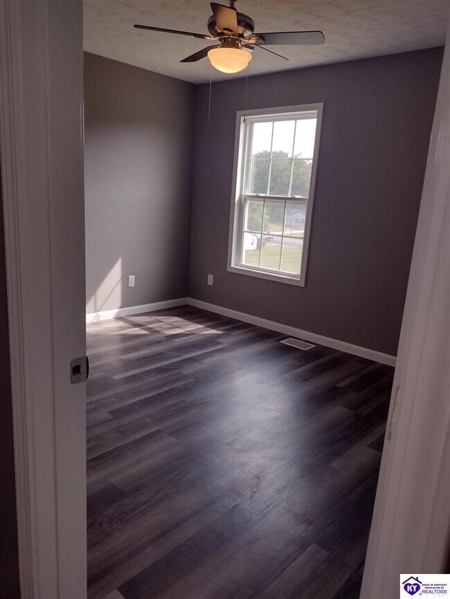 Building Photo - 265 Palmetto Loop