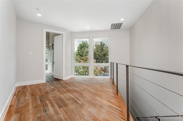 Building Photo - 2228 Madera St