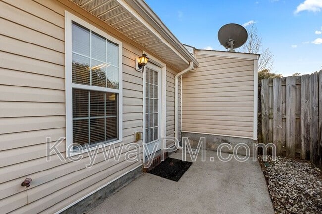 Building Photo - 127 Brandimere Drive