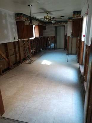 Building Photo - 15610 Stoney Fork Dr