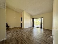 Building Photo - 814 S Langley Ave