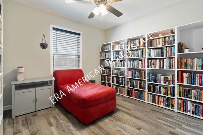Building Photo - 6002 Colton Blaine Ct