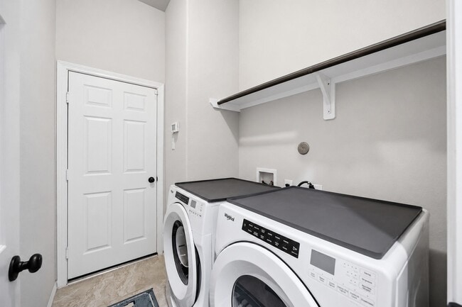 Building Photo - 13410 Ravens Park Ln