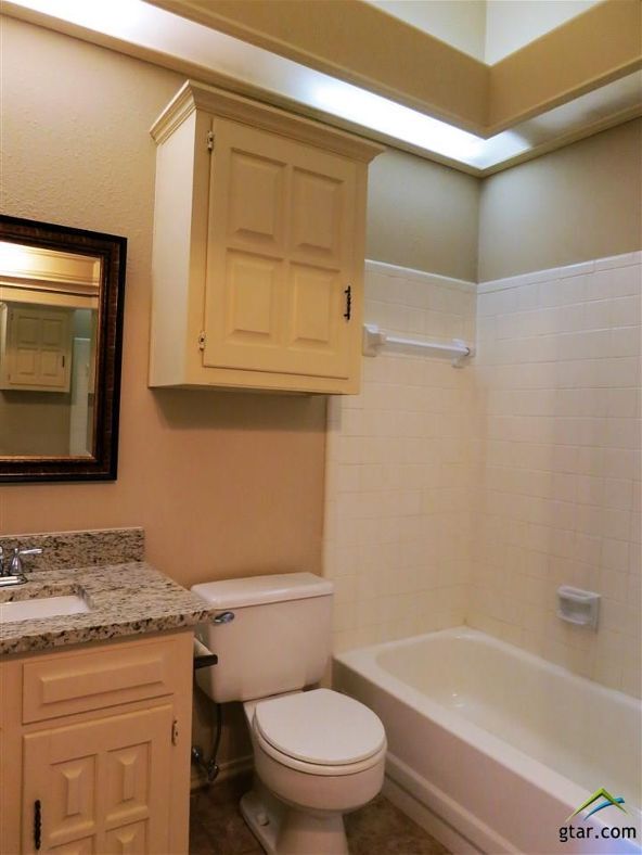 Building Photo - 5809 Hollytree-