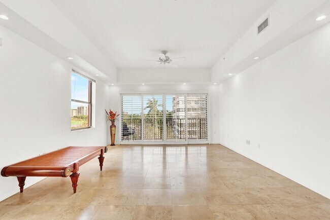 Building Photo - 1640 Presidential Way