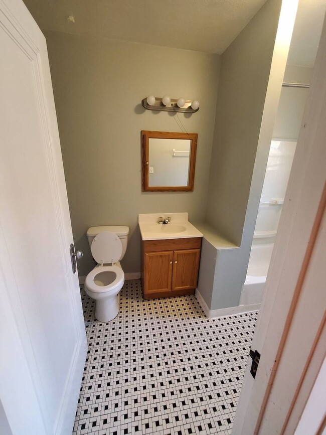 Interior Photo - 4226 W. Highland Blvd. - 8 Unit
