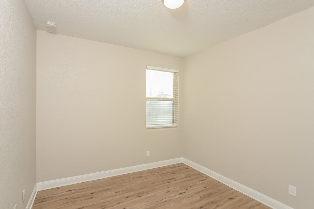 Building Photo - 11328 Silver Rose