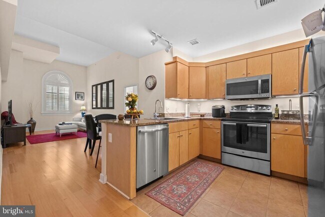 Building Photo - 631 D St NW