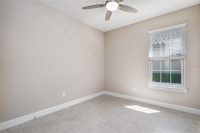 Building Photo - 10413 Highland Park Pl