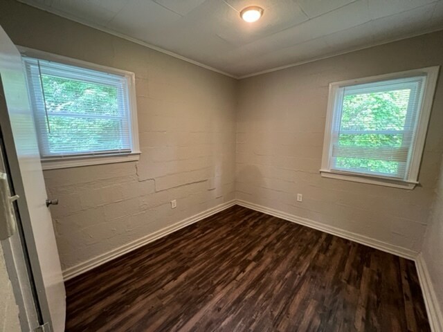 Building Photo - 1209 Gatewood Ave