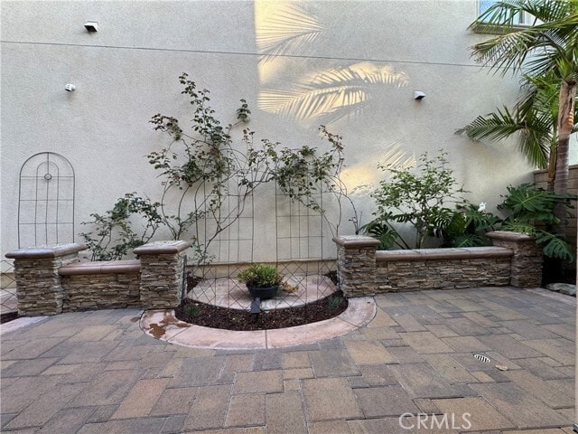 Building Photo - 59 Pathway