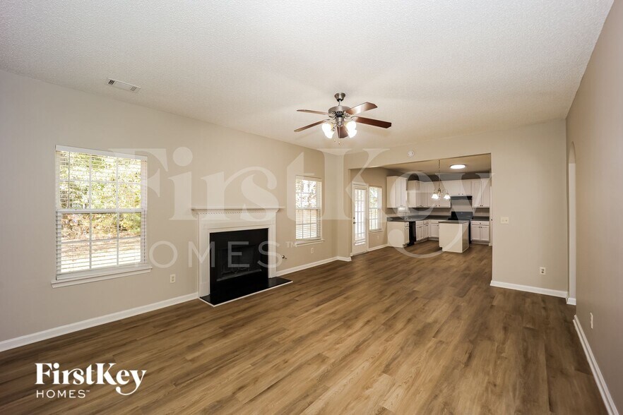 Building Photo - 528 Gristmill Ln