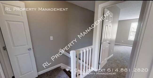 Building Photo - 5692 Everbrook Dr