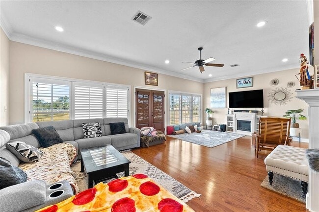 Building Photo - 4140 Primrose Dr