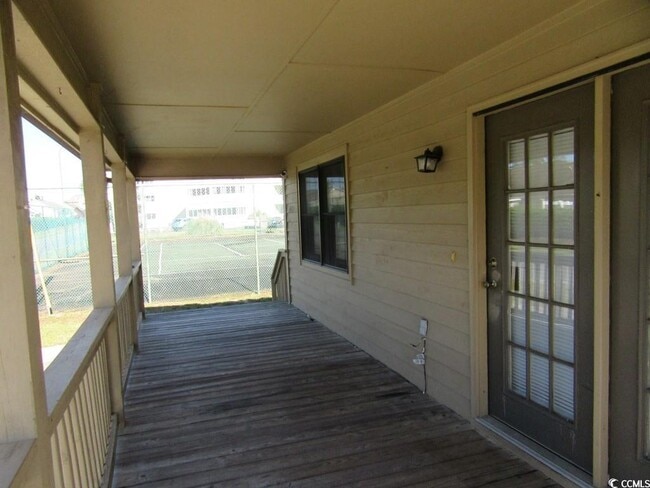 Building Photo - 4483 Baker St