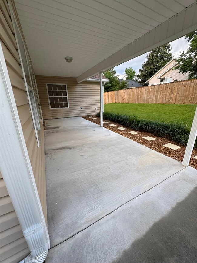 Building Photo - 1457 Applewood Way