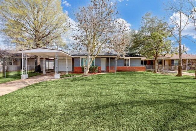 Building Photo - 5511 Beekman Rd