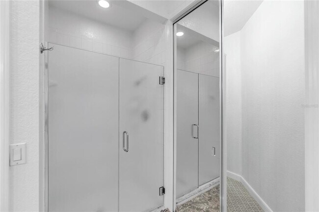 Building Photo - 5405 46th Ct W