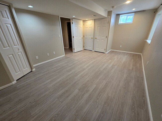 Building Photo - Beautiful and Fresh Updated Four Bedroom Home on a Corner Lot in Rock Creek!