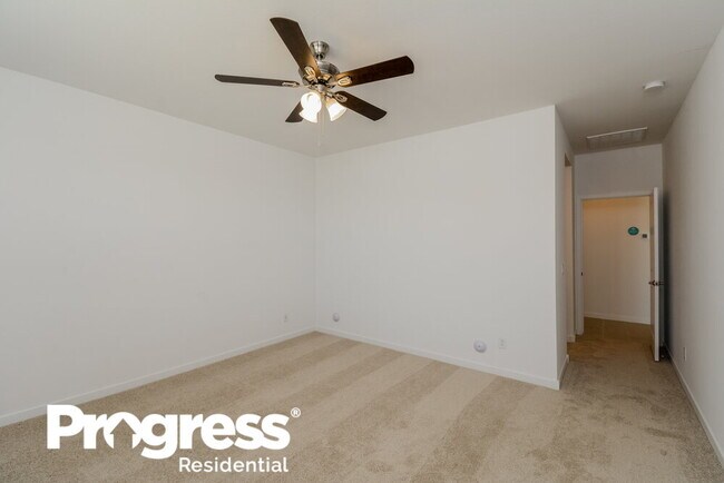 Building Photo - 14446 W Hackamore Dr.