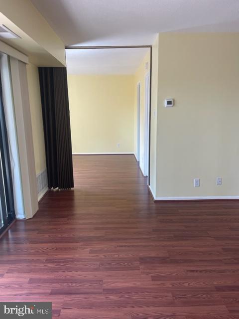 Building Photo - 309 Yoakum Pkwy