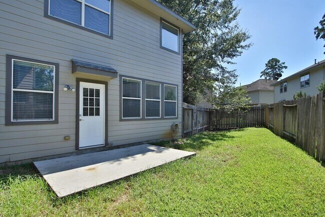 Building Photo - 51 Wickerdale Pl