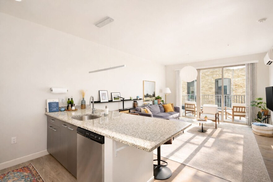 Building Photo - 211 W Mineral St