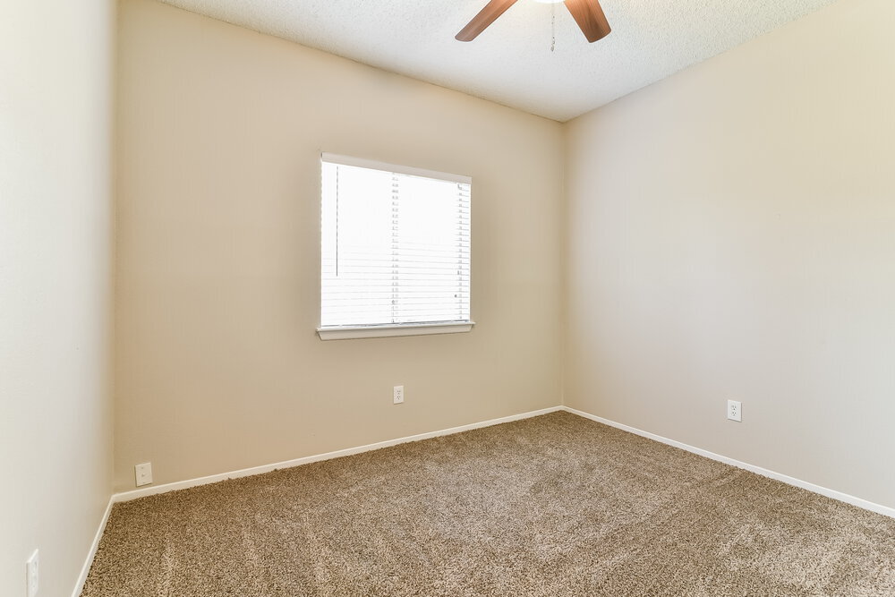 Building Photo - 8123 Summer Trail Dr