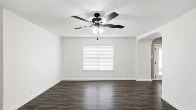Building Photo - 13354 Greenstone