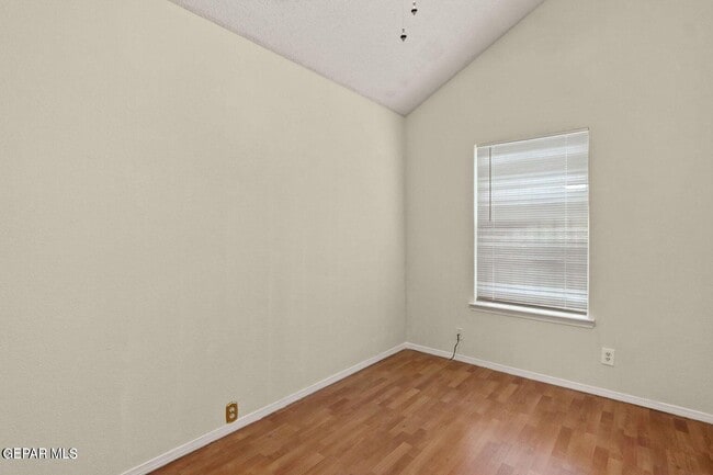 Building Photo - 12072 Autumn Gate Dr
