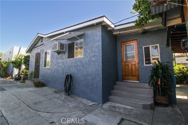 Building Photo - 5226 Range View Ave