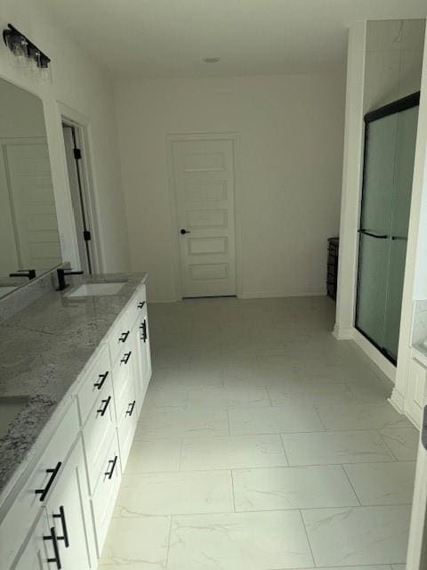 Building Photo - 5790 Lavender Ave