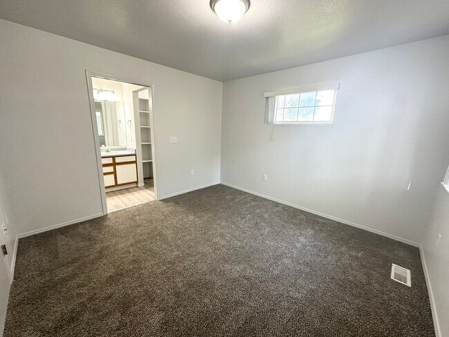 Building Photo - Affordable living at The Westside Apartments