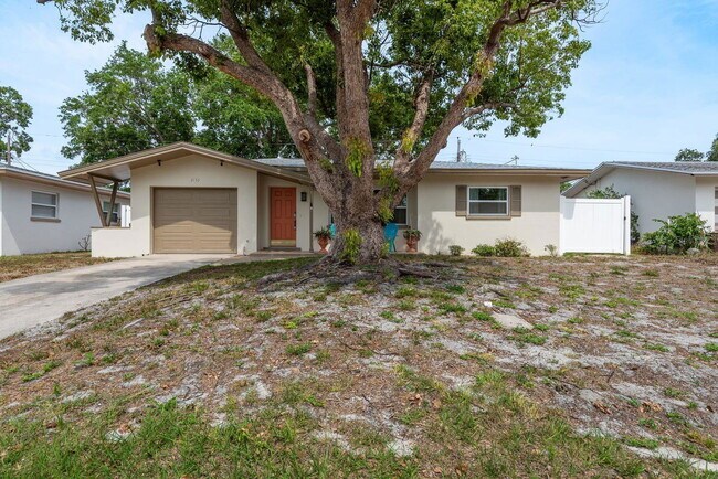 Building Photo - 2153 Pocahontas Dr