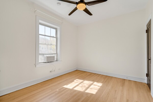 Building Photo - 847 S Humphrey Ave