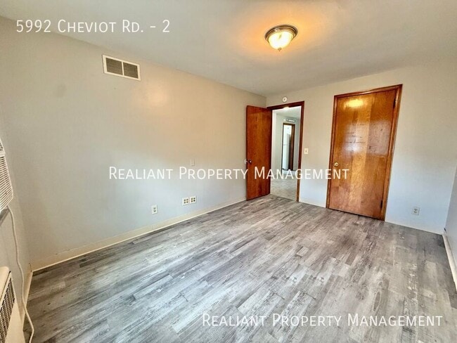 Building Photo - 5992 Cheviot Rd