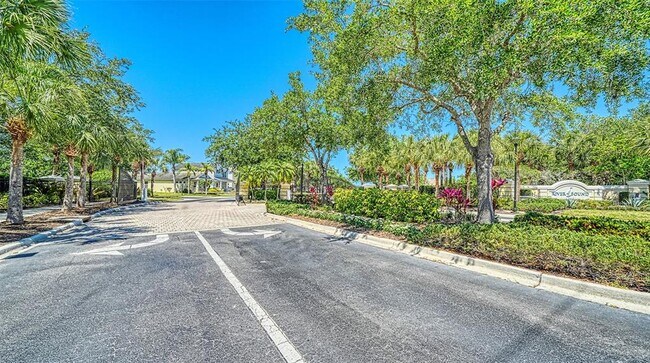 Building Photo - 1424 Blue Horizon Circle