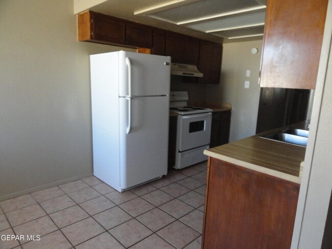 Building Photo - 2028 Amy Sue Dr