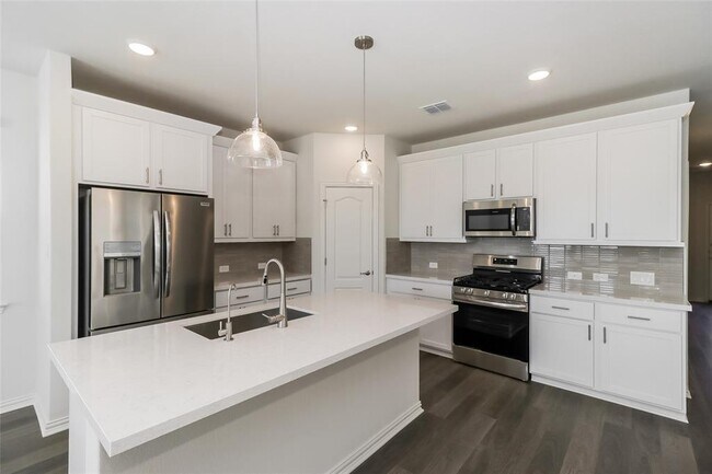 Building Photo - 530 Ansley Ct