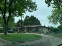 Building Photo - 2212 W Parnell Ave