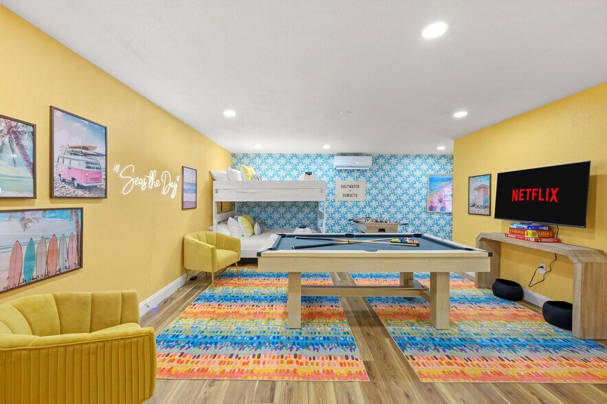 Building Photo - 11253 51st Ave N