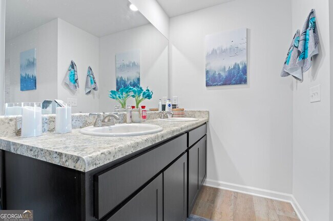 Building Photo - 321 Kirt's Ridge