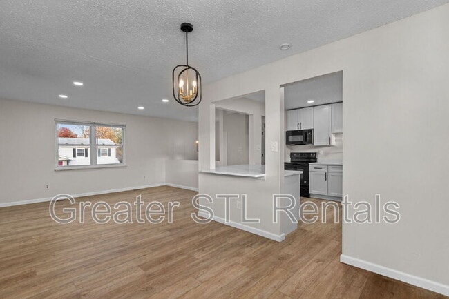 Building Photo - 2344 White Ash Ct