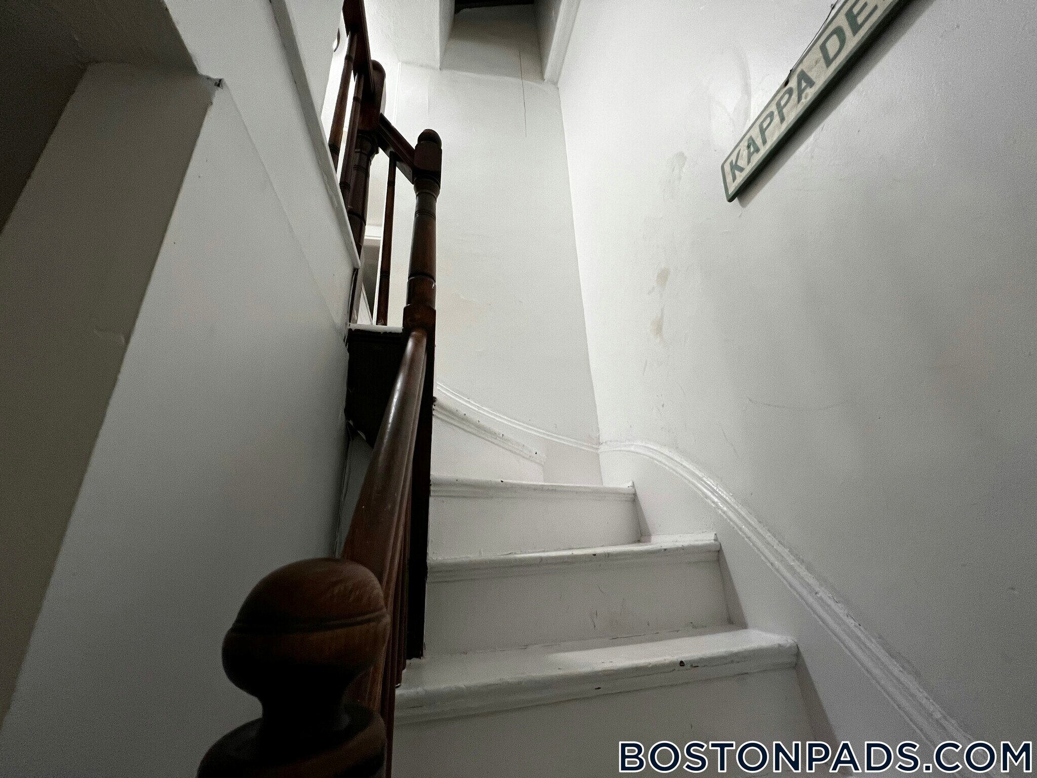 Building Photo - 40 Hillside St