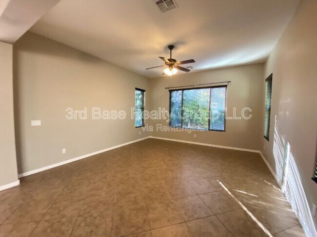 Building Photo - 20841 W Eastview Way